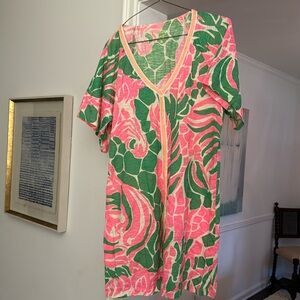 Lilly Pulitzer Swim Coverup. Classic green and pink.